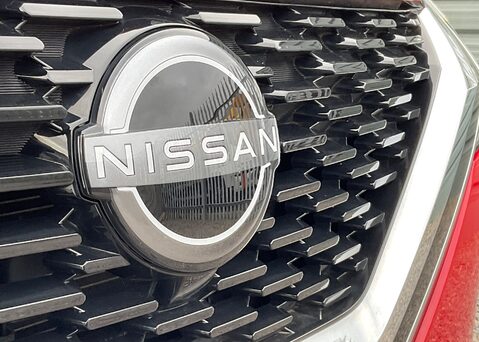 Nissan Qashqai DIG-T ACENTA PREMIUM MHEV 5