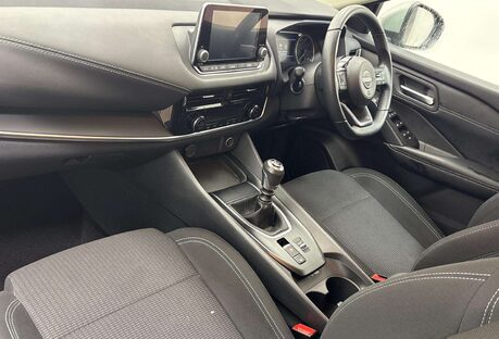 Nissan Qashqai DIG-T ACENTA PREMIUM MHEV