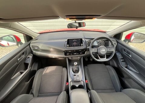 Nissan Qashqai DIG-T ACENTA PREMIUM MHEV 13