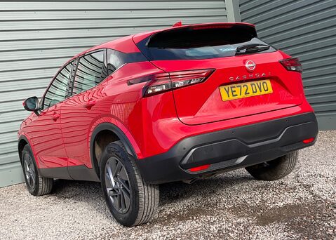 Nissan Qashqai DIG-T ACENTA PREMIUM MHEV 10