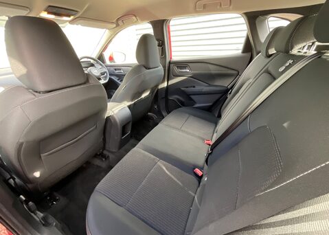 Nissan Qashqai DIG-T ACENTA PREMIUM MHEV 14