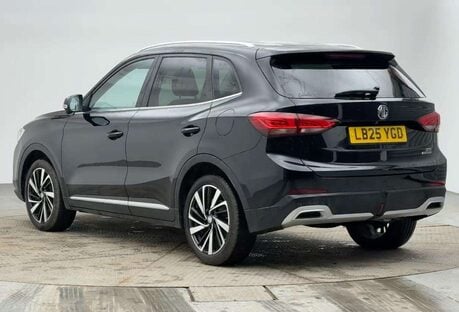 MG ZS 1.5 HYBRID+ TROPHY