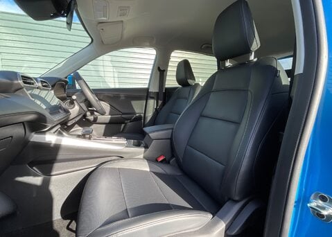 MG ZS 1.5 HYBRID+ TROPHY 16