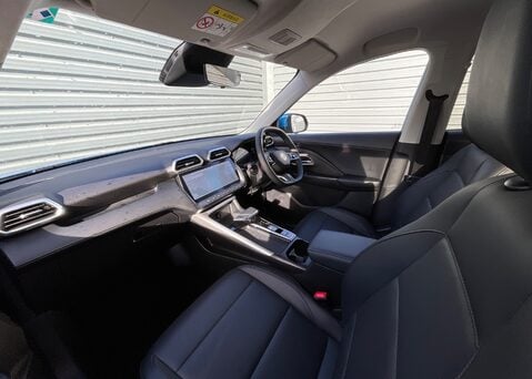 MG ZS 1.5 HYBRID+ TROPHY 15