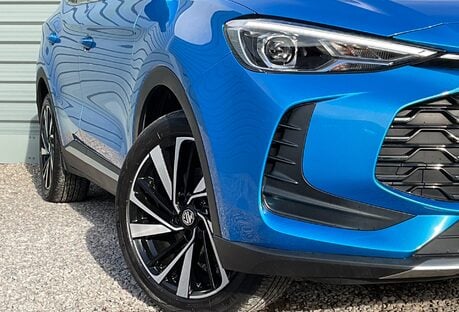 MG ZS 1.5 HYBRID+ TROPHY