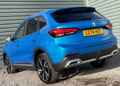 MG ZS 1.5 HYBRID+ TROPHY 14