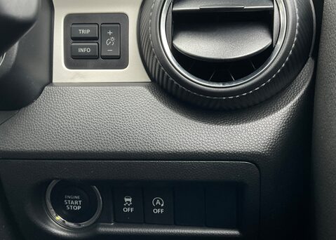 Suzuki Ignis SZ5 DUALJET ALLGRIP MHEV 19