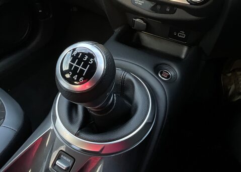 Nissan Juke DIG-T N-CONNECTA 22