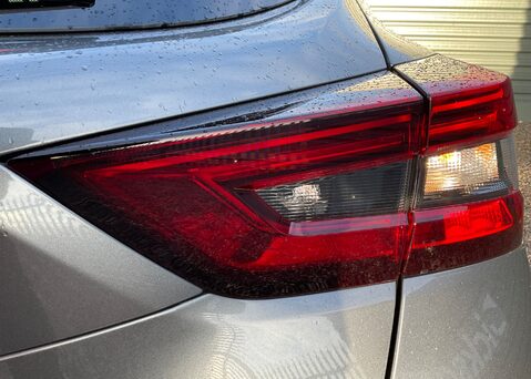 Nissan Juke DIG-T N-CONNECTA 16