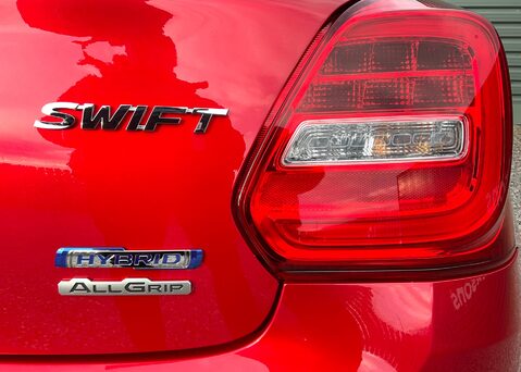 Suzuki Swift SZ-L DUALJET MHEV 20