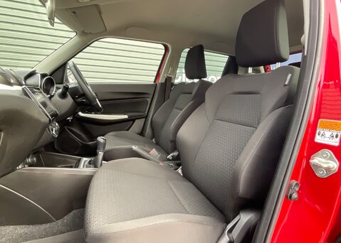 Suzuki Swift SZ-L DUALJET MHEV 14