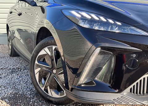 MG MG4 EV 64kWh TROPHY 2