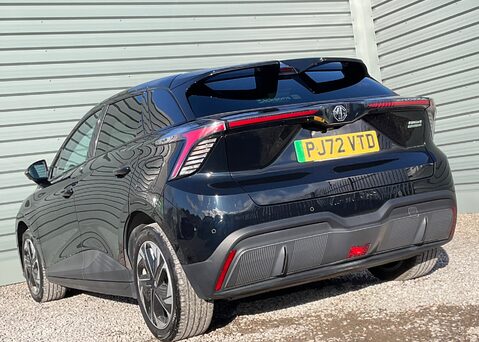 MG MG4 EV 64kWh TROPHY 13