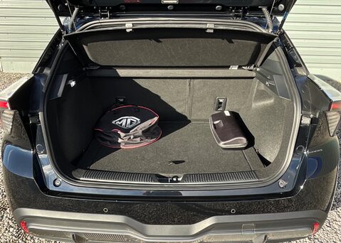 MG MG4 EV 64kWh TROPHY 11