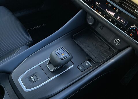 Nissan Qashqai DIG-T TEKNA DCT MHEV 22