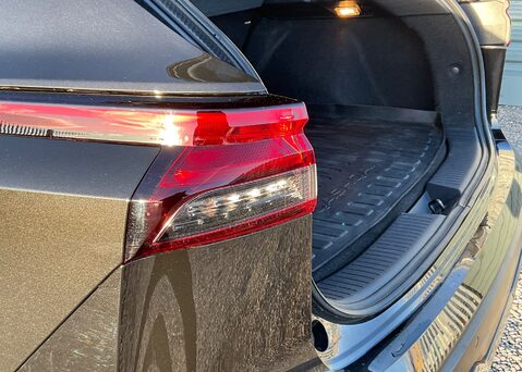 Nissan Qashqai DIG-T TEKNA DCT MHEV 18