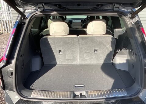 Kia EV9 GT-Line 99.8kWh 16