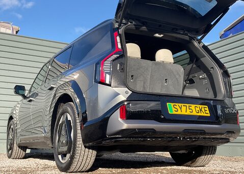 Kia EV9 GT-Line 99.8kWh 18