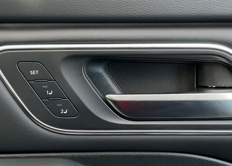 Nissan Qashqai DIG-T TEKNA 24