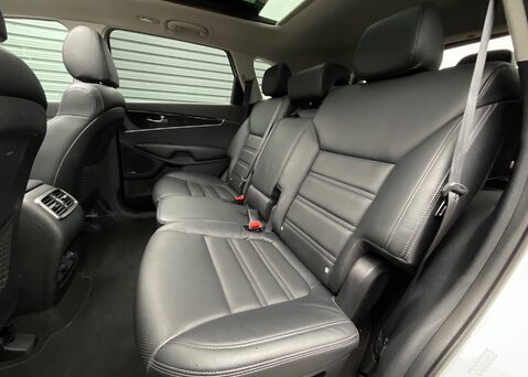 Kia Sorento 2.2 CRDI KX-3 ISG 14