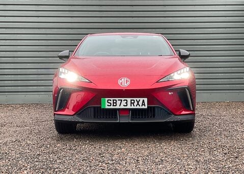 MG MG4 EV 64kWh TROPHY 6