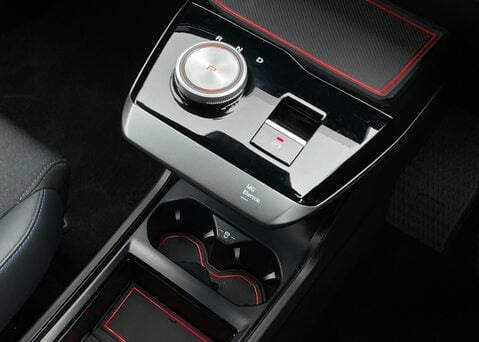 MG MG4 EV 64kWh TROPHY 20