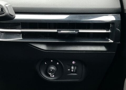 MG MG4 EV 64kWh TROPHY 19