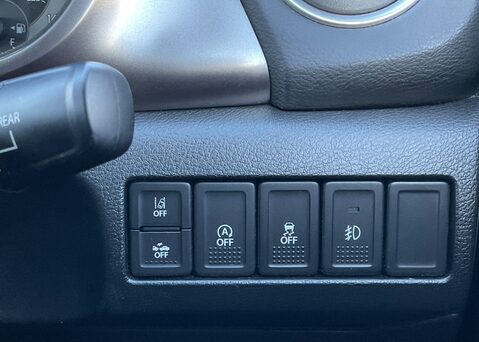 Suzuki Vitara SZ4 BOOSTERJET MHEV 17