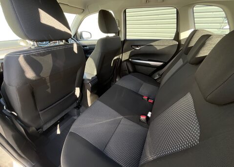 Suzuki Vitara SZ-T BOOSTERJET MHEV 18