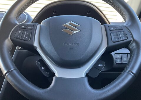 Suzuki Vitara SZ-T BOOSTERJET MHEV 24