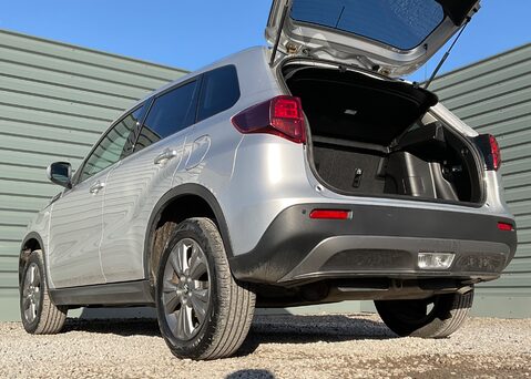 Suzuki Vitara SZ-T BOOSTERJET MHEV 15