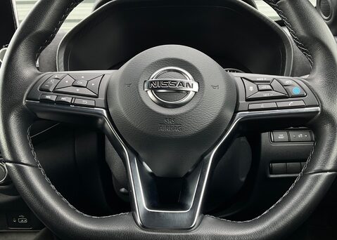 Nissan Juke DIG-T TEKNA PLUS 22