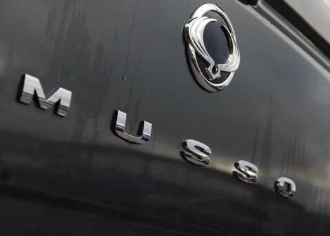 KGM Musso SARACEN 26