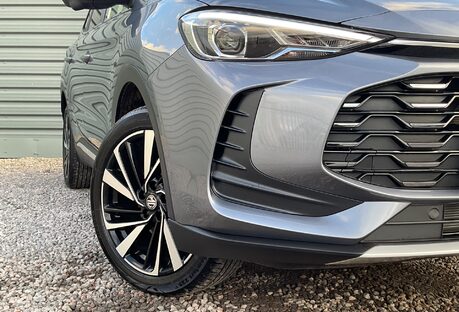 MG ZS HYBRID+ TROPHY