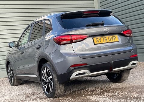 MG ZS HYBRID+ TROPHY 14