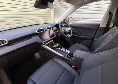 MG ZS HYBRID+ TROPHY 15