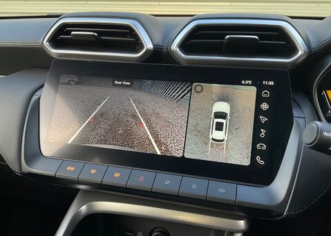 MG ZS HYBRID+ TROPHY 20