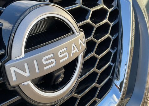 Nissan Juke DIG-T TEKNA PLUS DCT 4