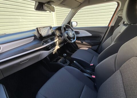 Suzuki Swift MOTION 14