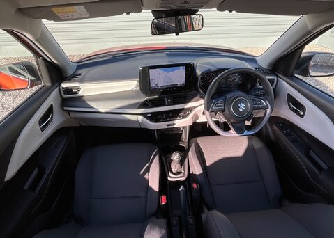 Suzuki Swift MOTION 12