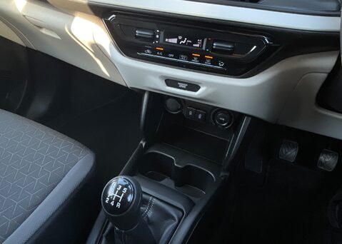 Suzuki Swift MOTION 25