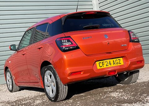 Suzuki Swift MOTION 6