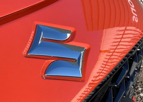 Suzuki Swift MOTION 4