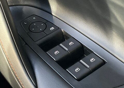 MG HS 1.5 T-GDI SE DCT 19