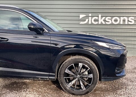 MG HS 1.5 T-GDI SE DCT 3