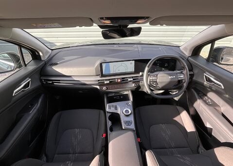 Kia Sportage 1.6T GDi HEV Pure 12