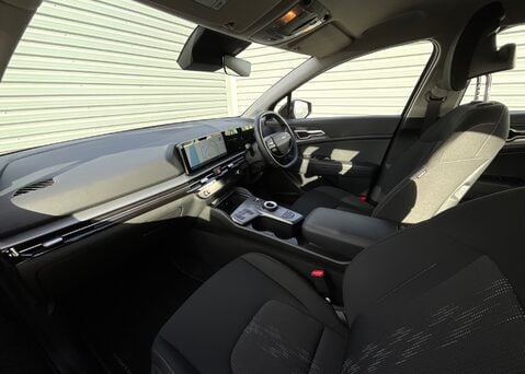 Kia Sportage 1.6T GDi HEV Pure 15