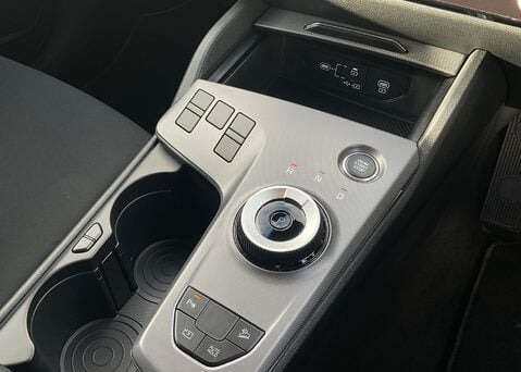 Kia Sportage 1.6T GDi HEV Pure 21