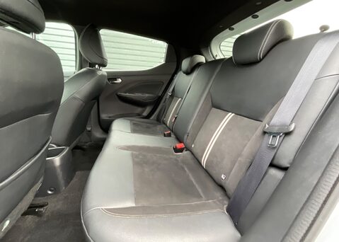 Nissan MICRA IG-T N-SPORT XTRONIC 15