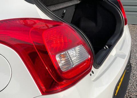 Suzuki Swift ATTITUDE DUALJET 18